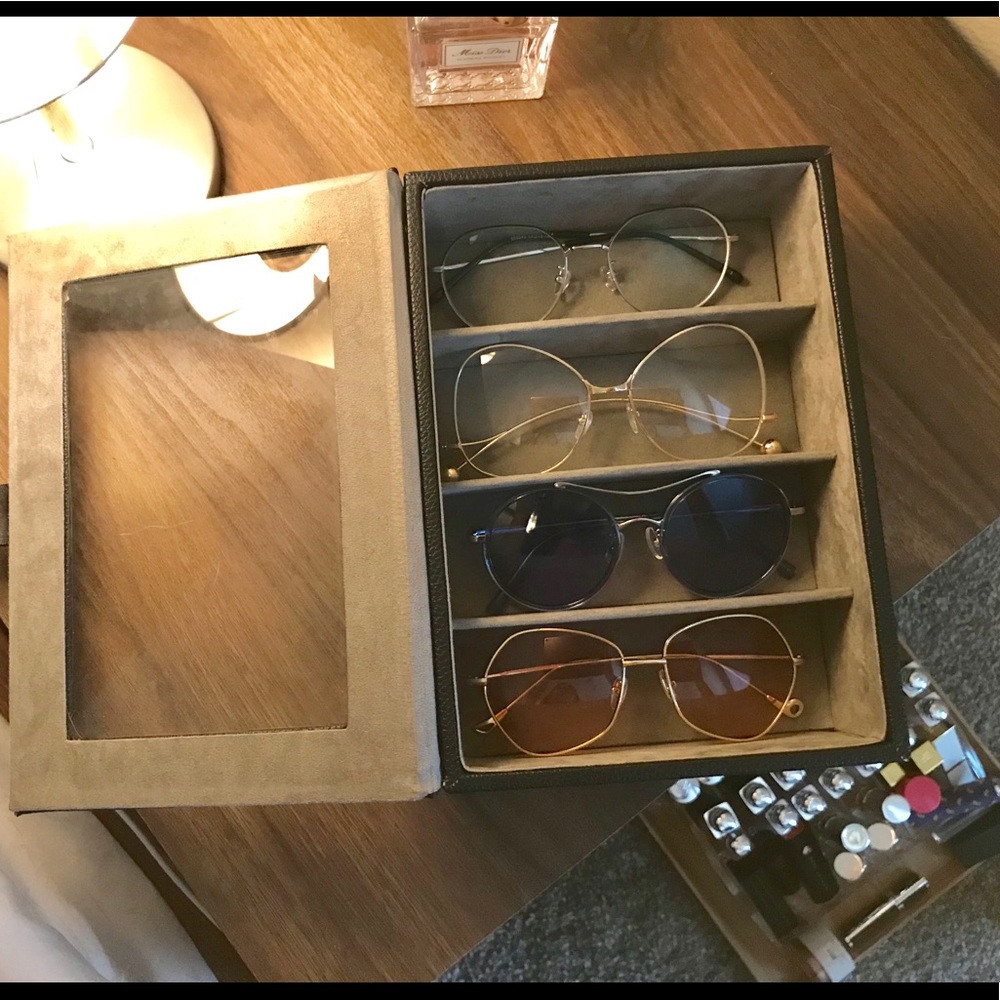 Sunglasses/Glasses Organizer